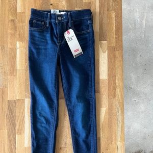 Levi's 720 High Rise Super Skinny Jeans | wash Toronto Worn | size 23W x 28L NWT